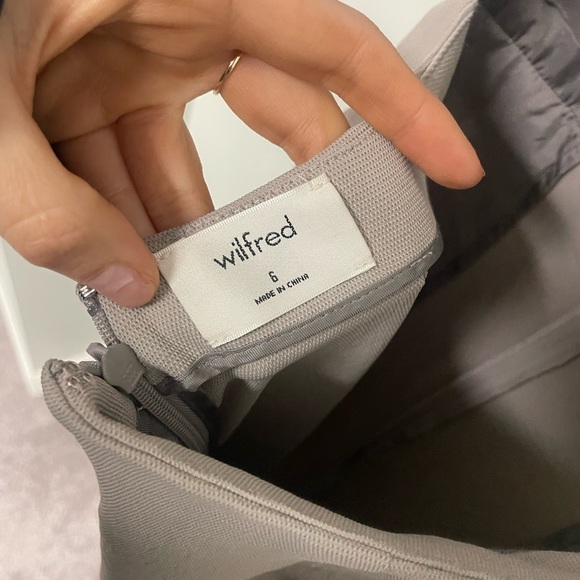 SOLD Wilfred Écoulement Jumpsuit - Picture 6 of 7